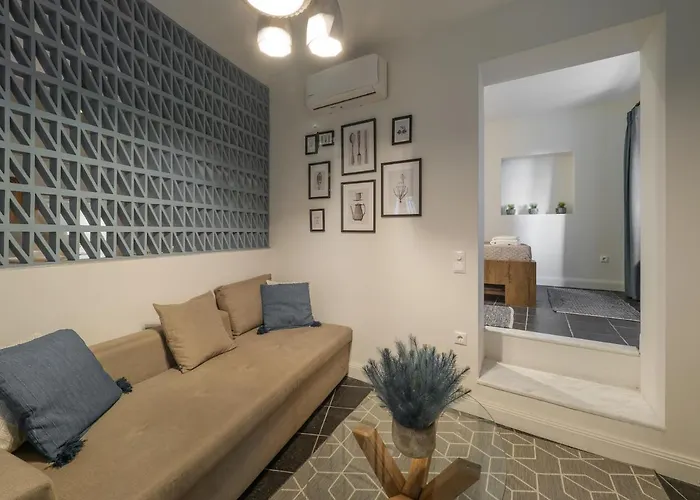 Little Corfu Town Apartment